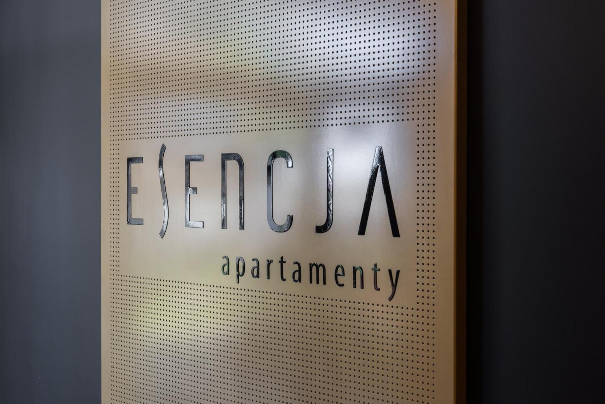 Stylish & Comfy Garbary Apartments With Parking By Noclegi Renters Poznaň Exteriér fotografie