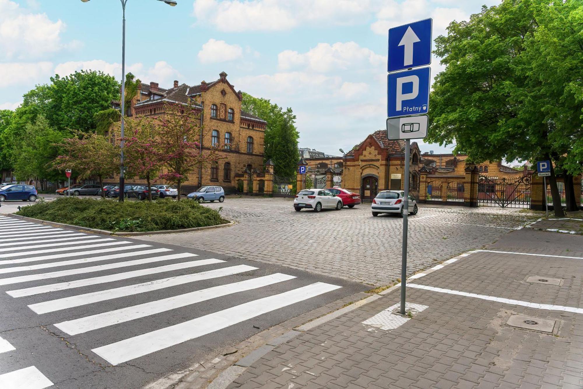 Stylish & Comfy Garbary Apartments With Parking By Noclegi Renters Poznaň Exteriér fotografie
